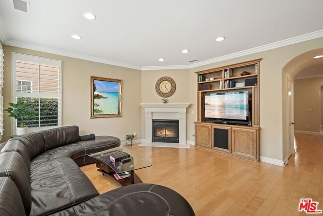 property at 1230 Wisteria Ave