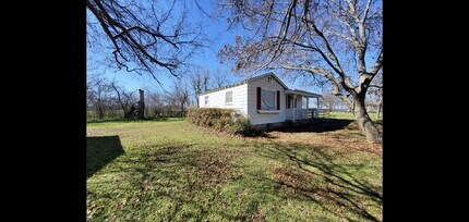 310 S Crook in Cresson, TX - Building Photo - Building Photo