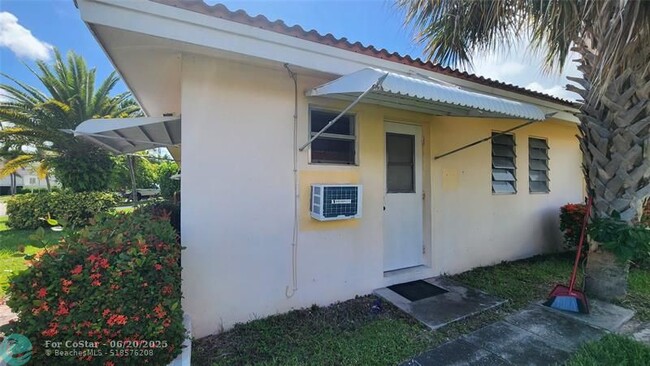 property at 2707 NE 32nd St
