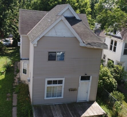 838 Edmund Ave in St. Paul, MN - Foto de edificio