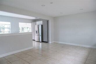 2842 Jackson St in Hollywood, FL - Building Photo - Building Photo