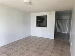 638 Royalty Ct in Kissimmee, FL - Building Photo - Building Photo