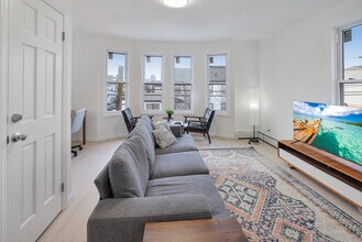 126 Grant Ave in East Newark, NJ - Foto de edificio - Building Photo