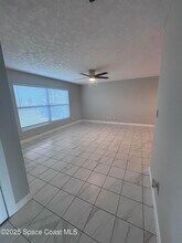 465 Sundoro Ct in Merritt Island, FL - Foto de edificio - Building Photo