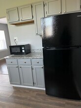 7657 S Coles Ave in Chicago, IL - Building Photo - Building Photo