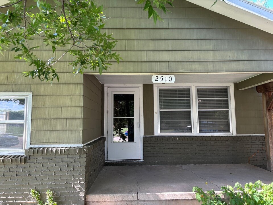 2510 E Skinner St in Wichita, KS - Building Photo
