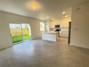 2607 SE 11th St in Homestead, FL - Building Photo - Building Photo