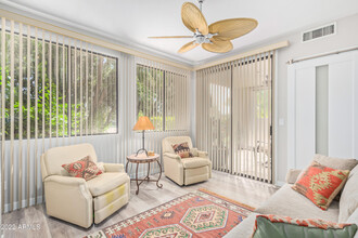 7700 E Gainey Ranch Rd in Scottsdale, AZ - Building Photo - Building Photo