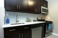 Metropark Station Apartments in Iselin, NJ - Building Photo - Interior Photo