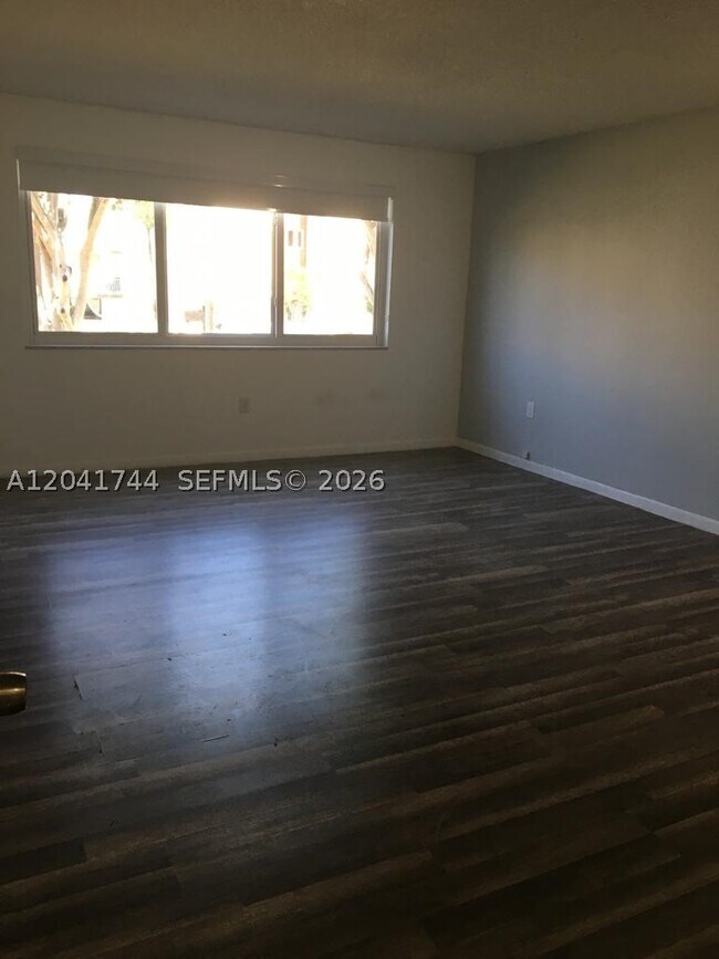 property at 6930 Miami Gardens Dr