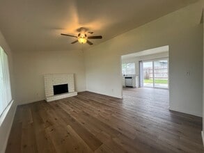 1338 Alfa Romeo Ct in Manteca, CA - Building Photo - Building Photo