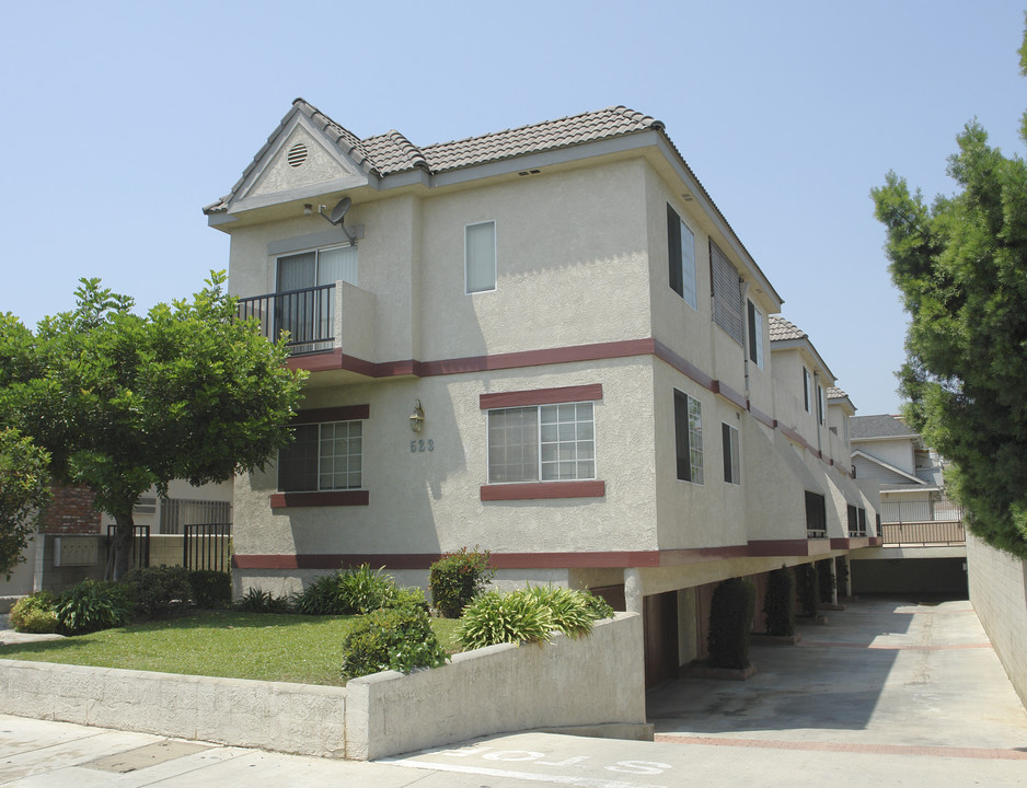 523 Howard St in Alhambra, CA - Building Photo