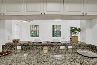 6584 W Sample Rd in Coral Springs, FL - Building Photo - Building Photo