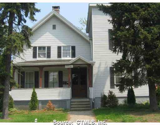 94 Laurel Hill Ave in Norwich, CT - Building Photo