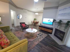 12100 Metric Blvd in Austin, TX - Building Photo - Building Photo