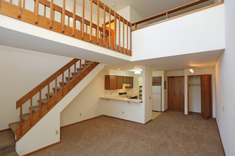 Londonderry Lofts in Madison, WI - Foto de edificio - Interior Photo