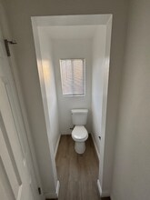 1670 W Broadway in Anaheim, CA - Building Photo - Building Photo