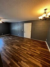 402 Lower 8th Ave S in Jacksonville Beach, FL - Building Photo - Building Photo