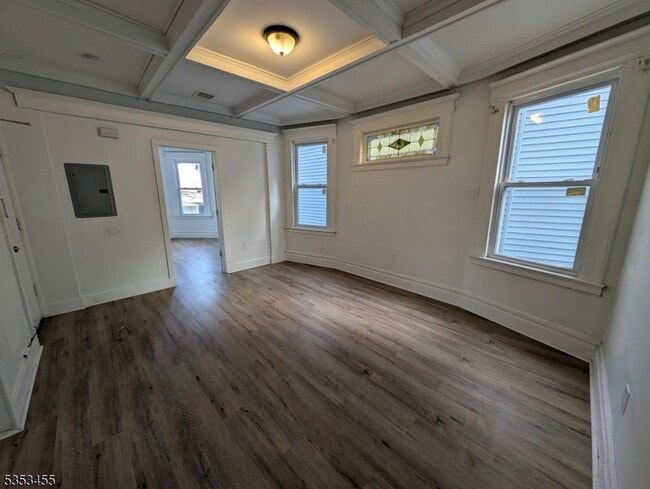 166 N 12th St, Unit 3 in Newark, NJ - Building Photo - Building Photo