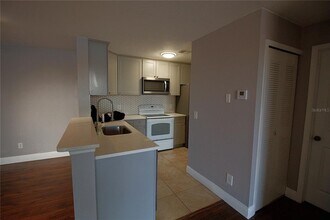 8837 Latrec Ave in Orlando, FL - Building Photo - Building Photo