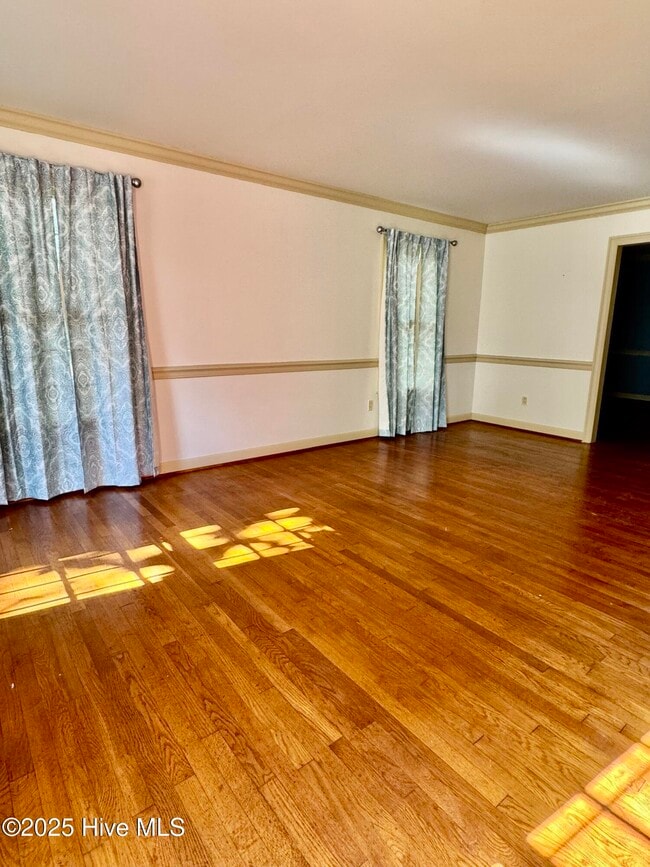 1607 E Canal St in Tarboro, NC - Building Photo - Building Photo