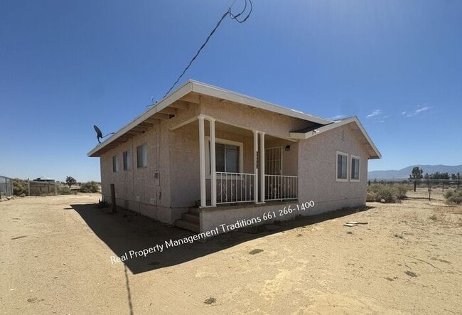 38962 180th St E in Palmdale, CA - Building Photo - Building Photo