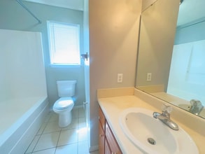 305 Barfield St in Hahira, GA - Building Photo - Building Photo