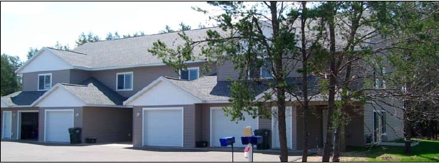 2409 Hillcrest Dr in Brainerd, MN - Building Photo