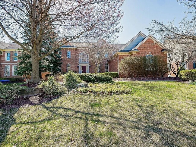 property at 22646 Autumn Park Blvd