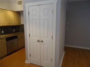 2106 Cullen Ave in Austin, TX - Building Photo - Building Photo