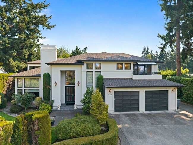 property at 620 Evergreen Point Rd