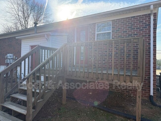 2128 N Fayetteville St in Asheboro, NC - Building Photo - Building Photo