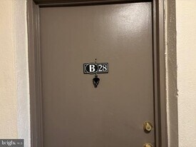 26 Park Ave in Chalfont, PA - Building Photo