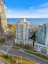88 Palace Pier Ct in Toronto, ON - Building Photo