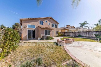46049 Via La Colorada in Temecula, CA - Building Photo - Building Photo
