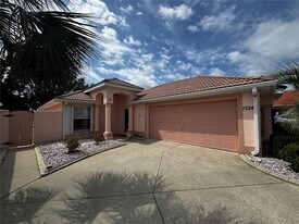 1524 Martinez Dr in the Villages, FL - Building Photo