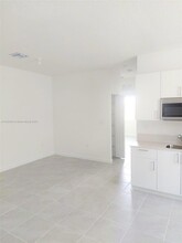 2942 SE 23rd Ave in Homestead, FL - Building Photo - Building Photo