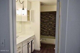 4613 Sun Valley Dr in El Paso, TX - Building Photo - Building Photo