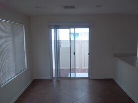 5928 Strayhorn Ct in Las Vegas, NV - Building Photo