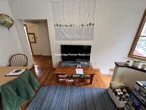 90 Hancock St, Unit 1 in Cambridge, MA - Building Photo - Building Photo
