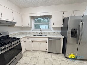 125 Fulmar Cir NE in Fort Walton Beach, FL - Building Photo - Building Photo