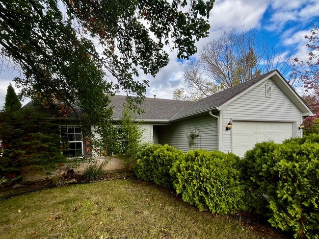 7717 Frontier Ave in Fort Wayne, IN - Building Photo - Building Photo