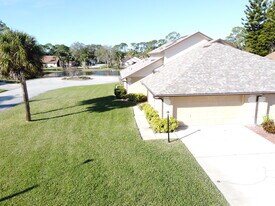 816 Brimfield Ct in Port Orange, FL - Building Photo