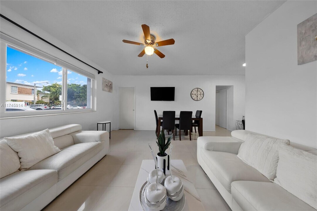 7430 Byron Ave in Miami Beach, FL - Building Photo