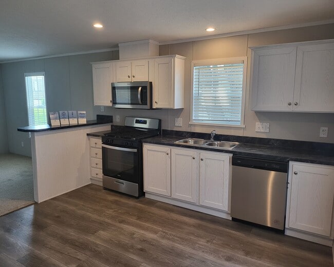 property at 2409 Catalpa St