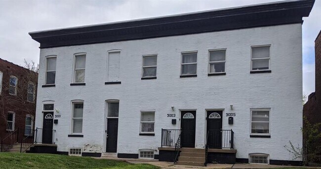 property at 3001 Magnolia Ave