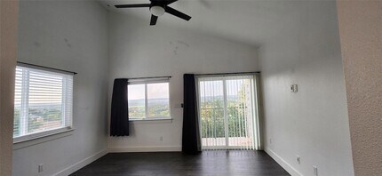 21206 Portsmouth Cove, Unit A in Lago Vista, TX - Building Photo - Building Photo