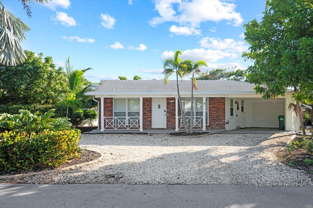 430 Neptune Rd in Juno Beach, FL - Building Photo