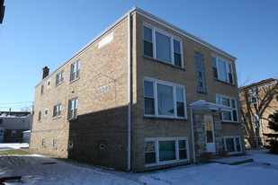 6048 N Elston Ave Apartments