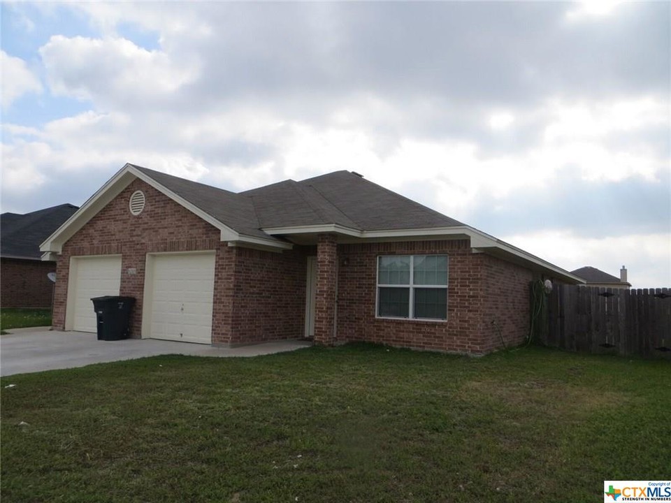 6210 Temora Loop in Killeen, TX - Building Photo